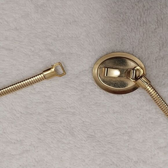 Womens Fashion Belt Gold Tone Coil With Onyx Buckle Stretch 24" #J324 - Picture 6 of 6